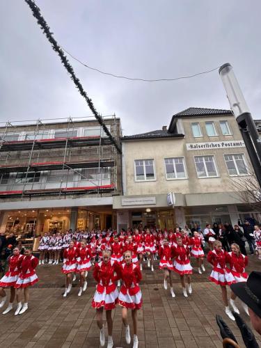 42a12f96-4752-4d75-a15e-4676ece9e3c6