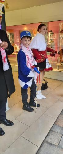 C5BE8020-C0E0-4A43-87D9-EF3BC30DD76F